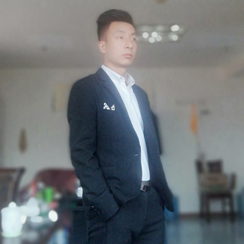 秋月吃醋唯一的的照片