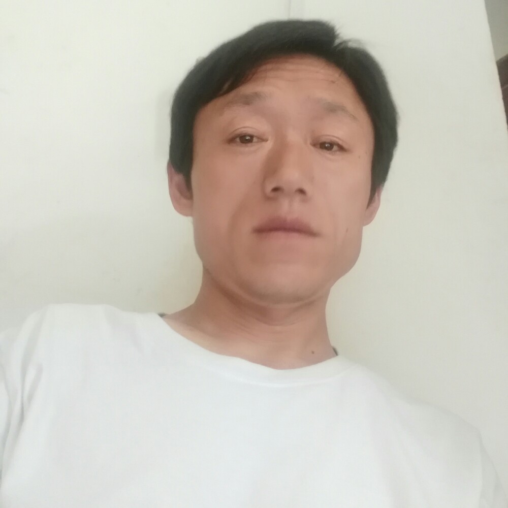项链保卫潇洒的照片