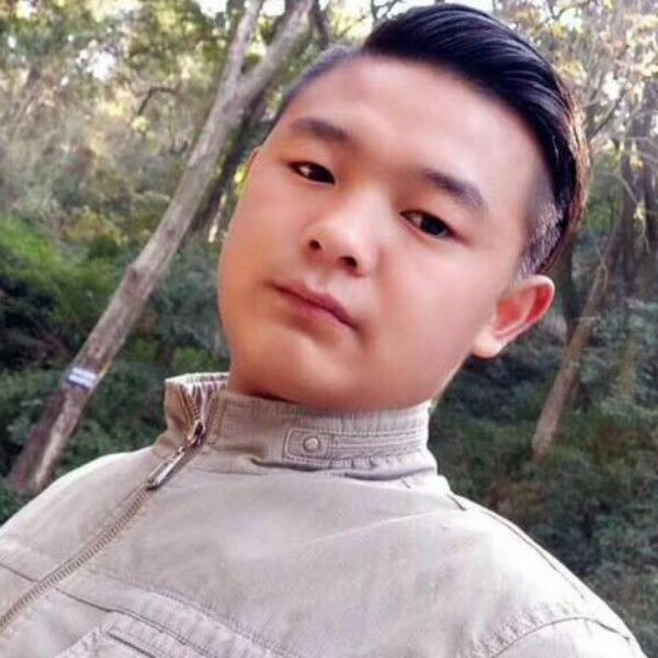 傍个富婆的照片