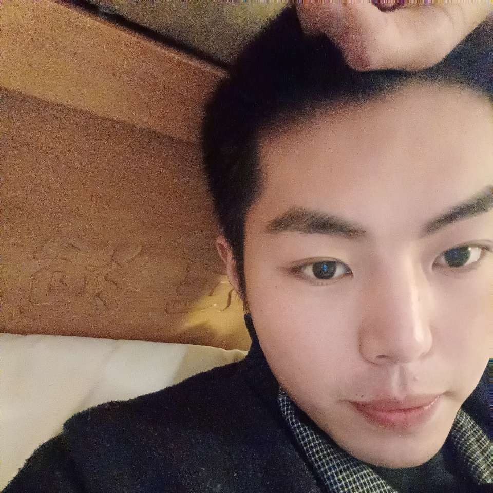 liu Fry的照片