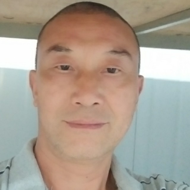 开朗就热狗的照片