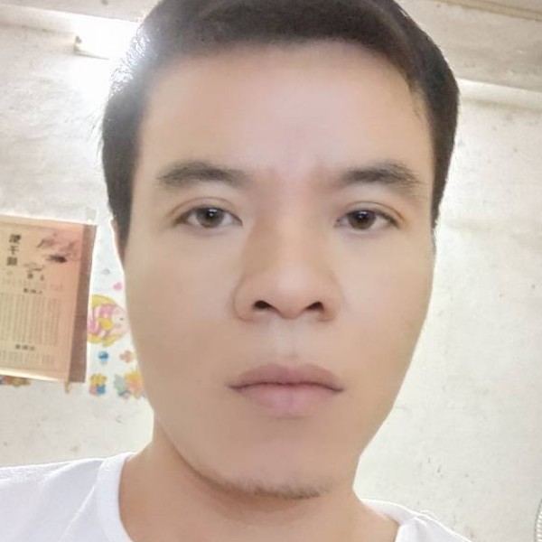 帅哥蹁跹纯真的照片