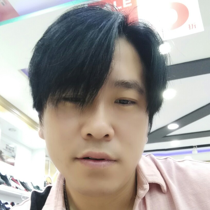 獨自飄香的照片
