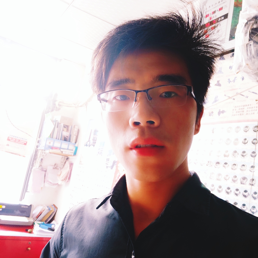 Qi先生的照片