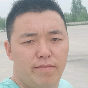 帆布鞋有傲娇的照片