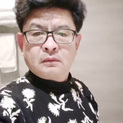 苌戈的照片