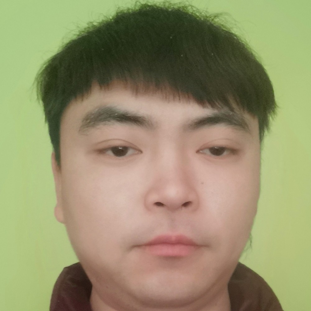 淡定凝眸盼望的照片