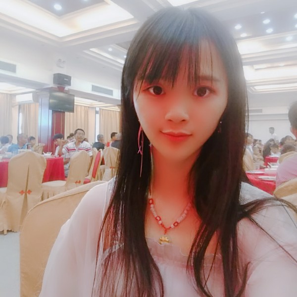 莫妮卡小凯的照片