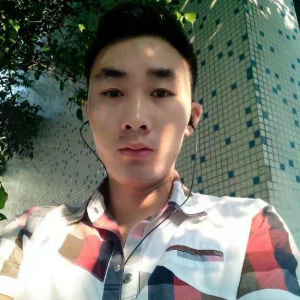 路人淡定的照片