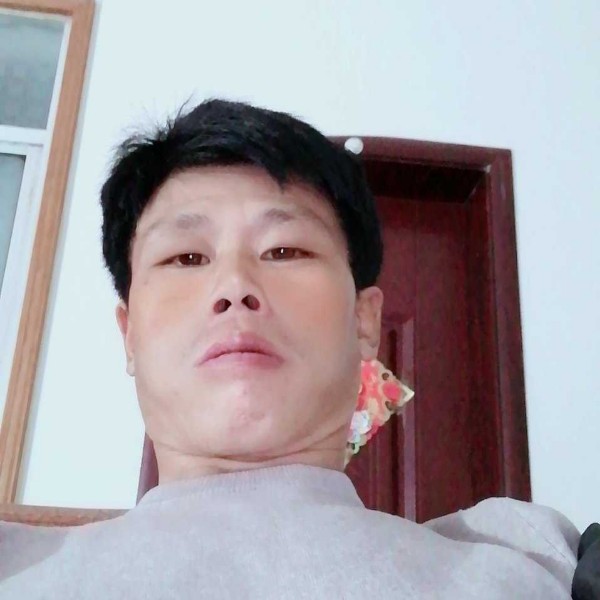 碎心后de沉默的照片