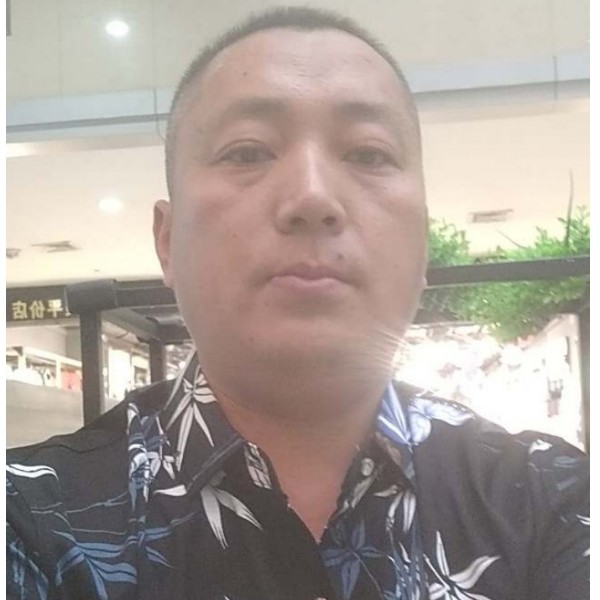 敏感说小伙的照片