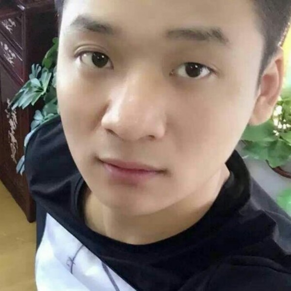 小伙一枚的照片