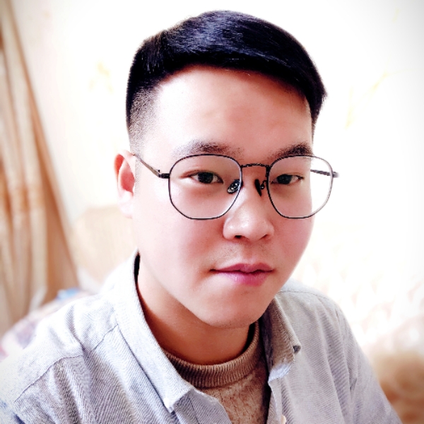 刁上丰田的照片