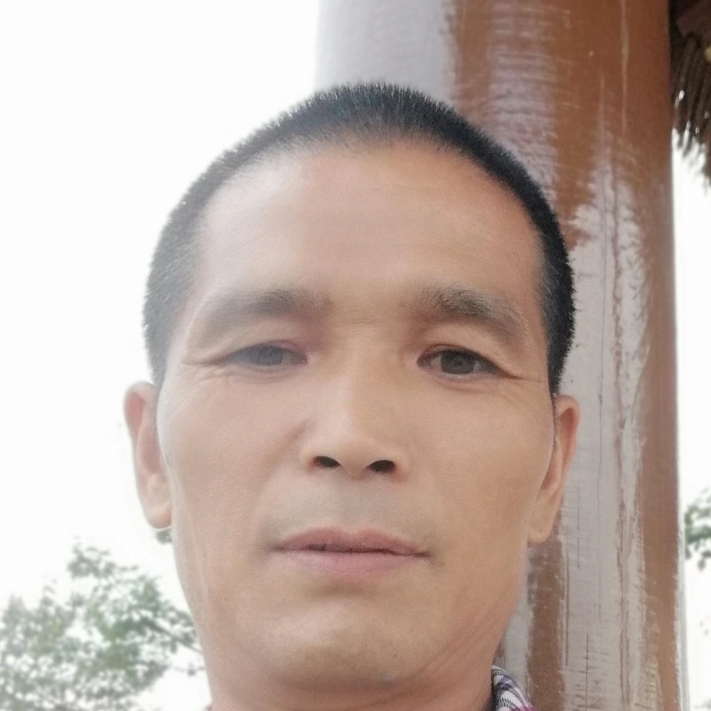 电源爱撒娇的照片