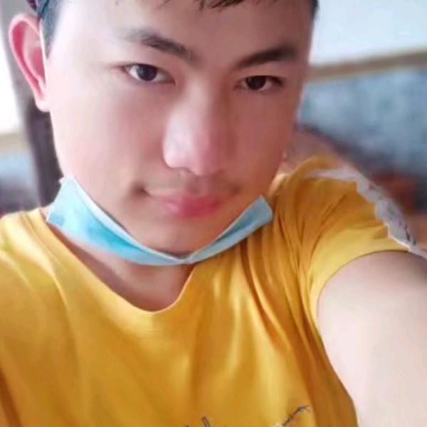 舒荷单身的照片