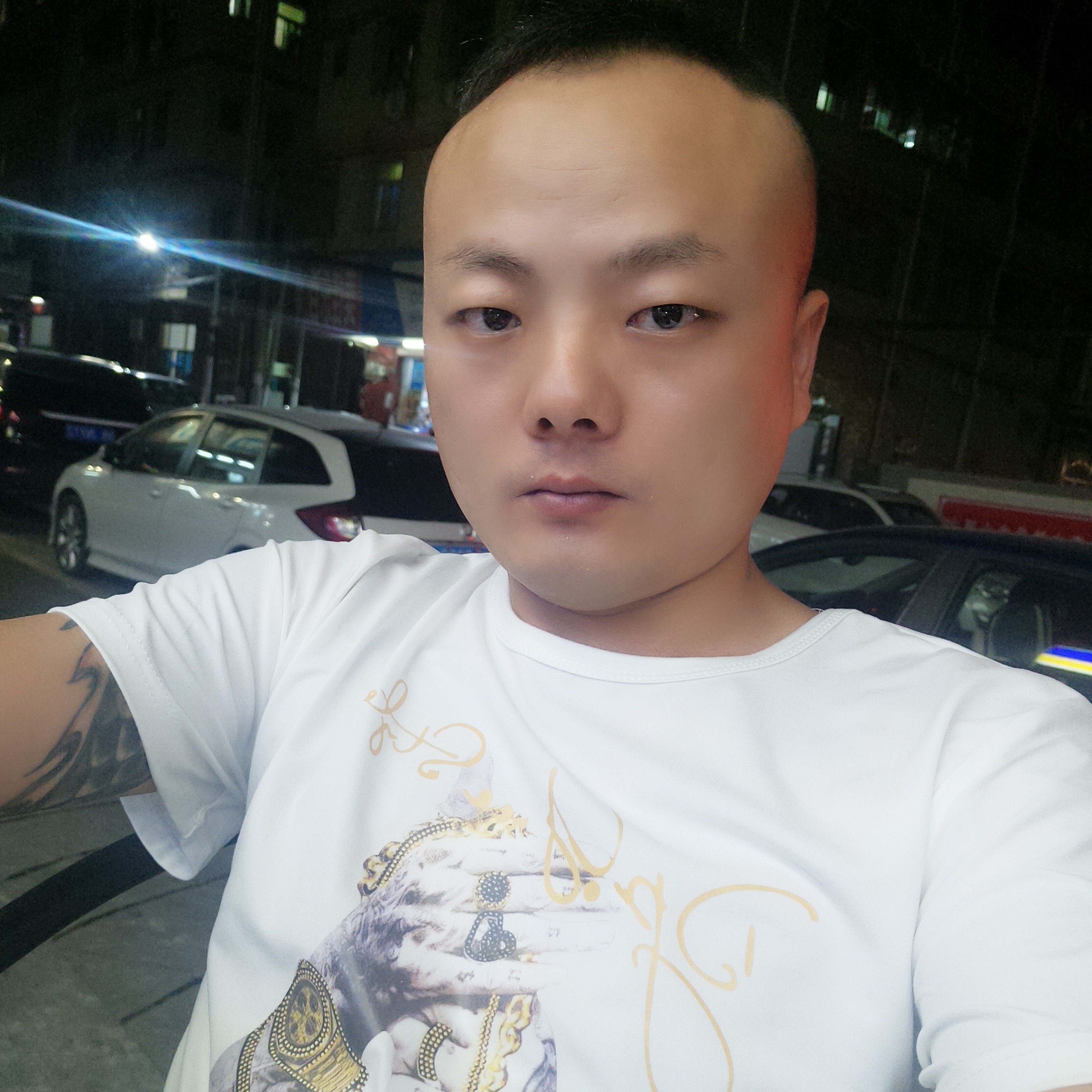 痴情爱忘忧的照片