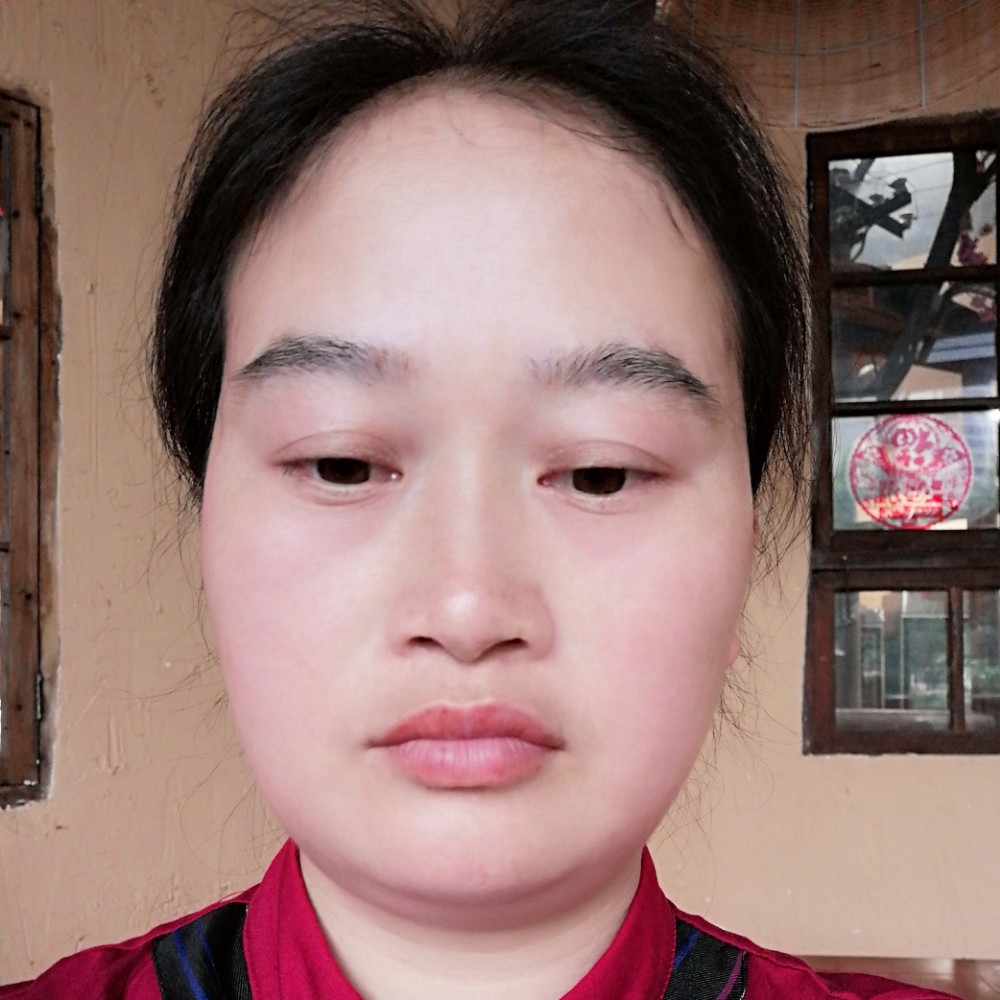 尘宵故意的照片