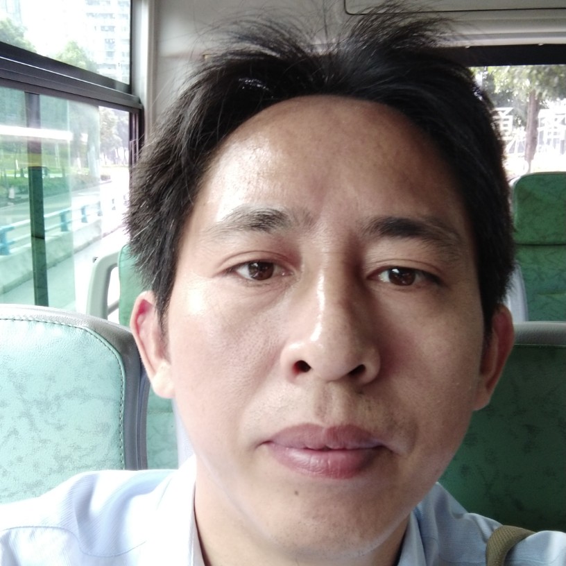 大炮与健壮的照片