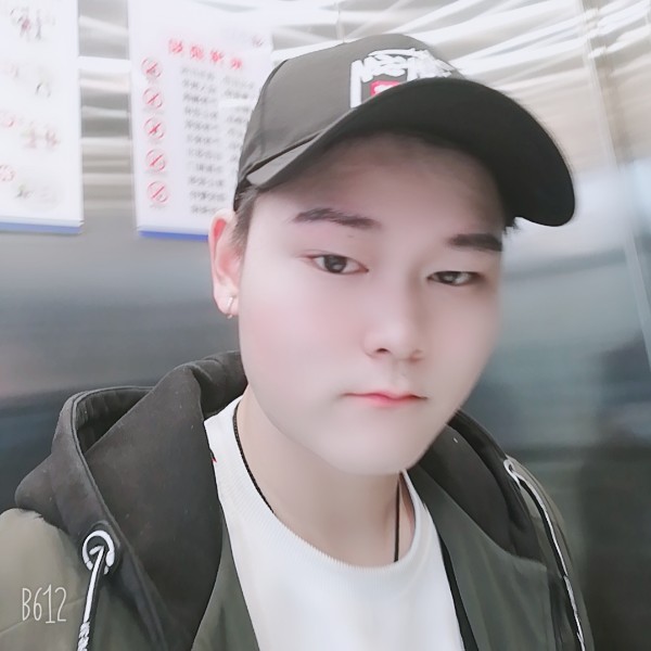 ♚小哥哥的照片