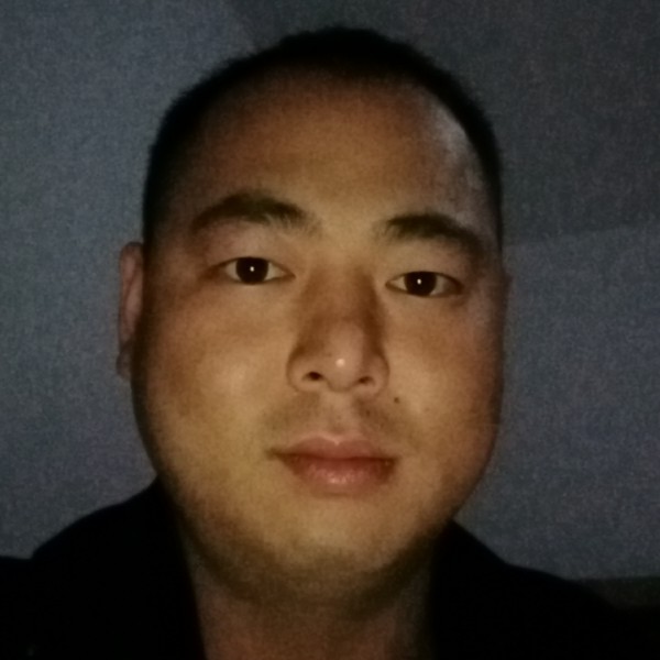 平淡浅吻野狼的照片