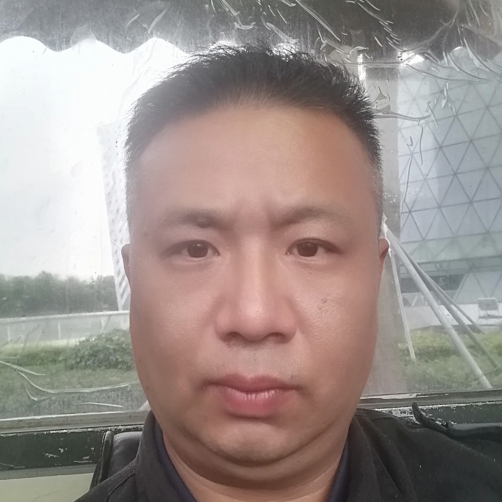 脚踏实地干的照片