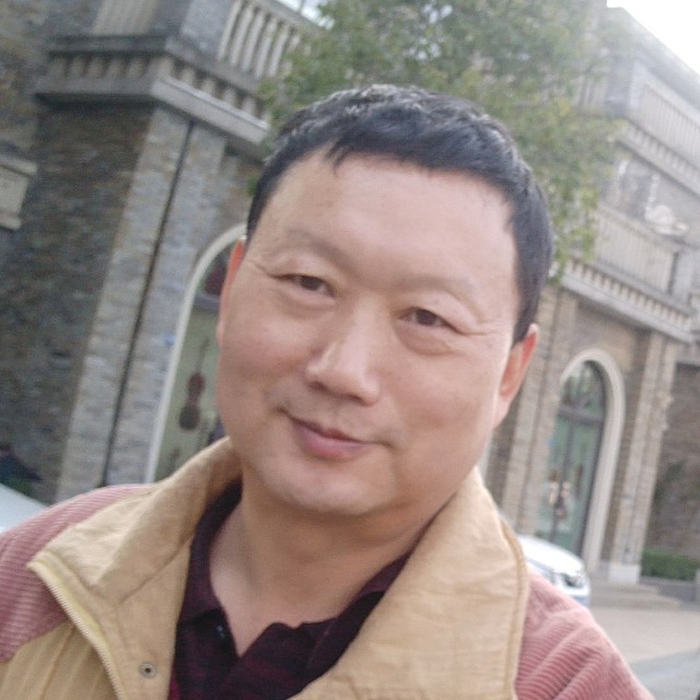 阳光叔叔的照片