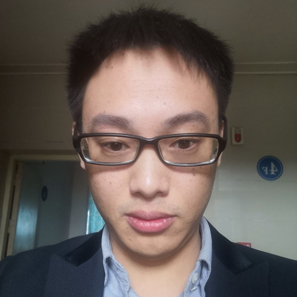 阿—龙的照片
