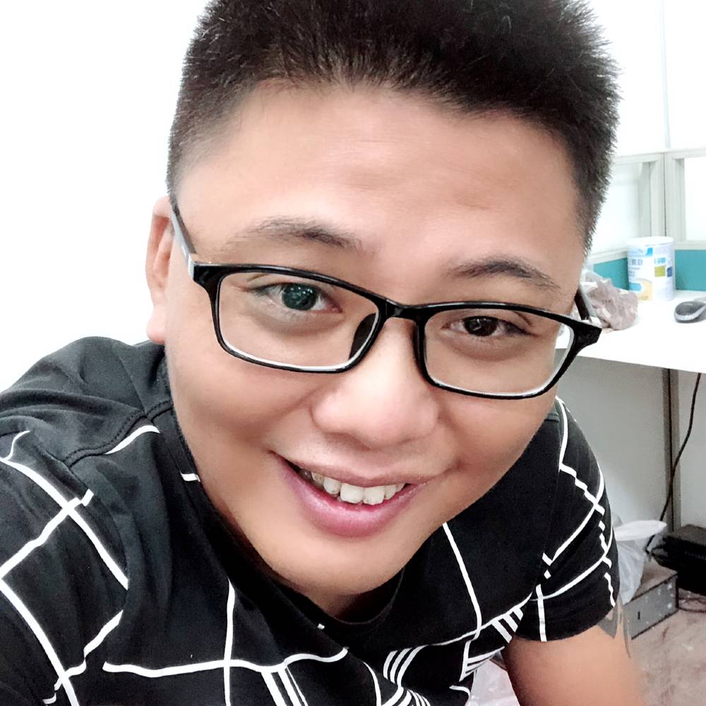 绝恋改变灼热的照片