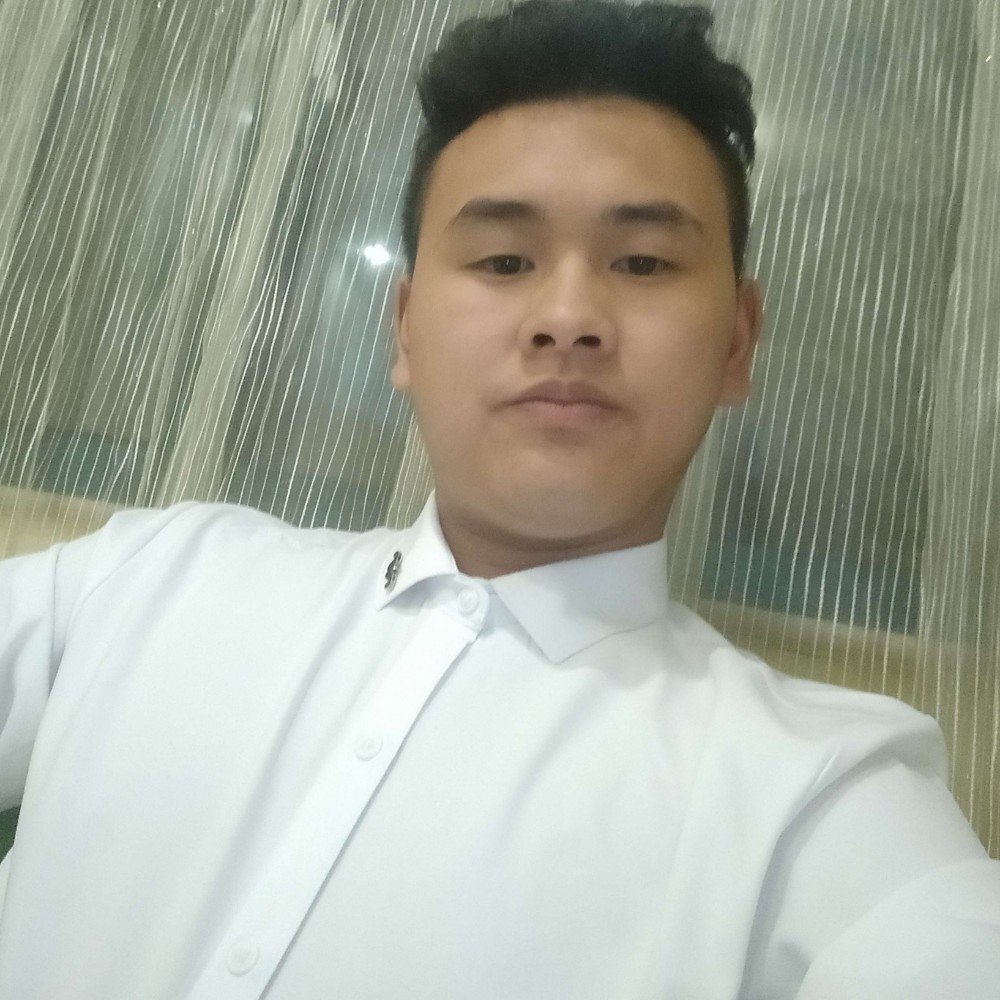 乐观苦恋黑夜的照片