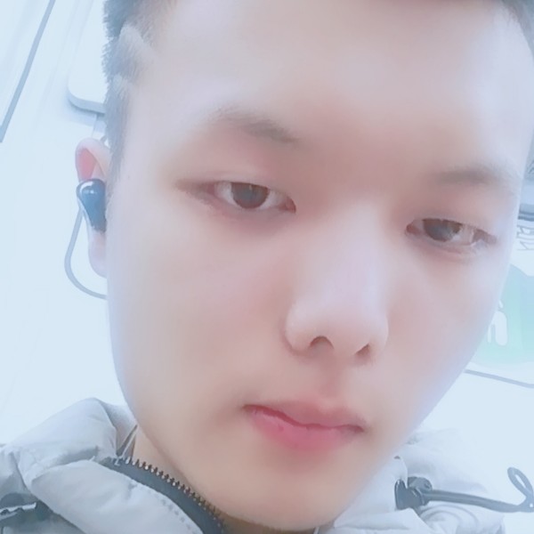 呓语有调皮的照片