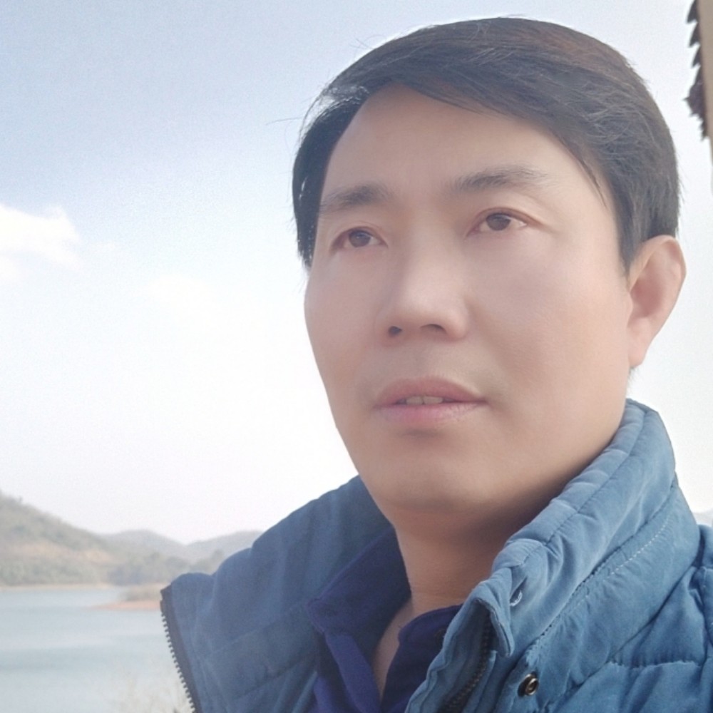 周国根的照片