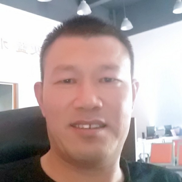 月光回首懦弱的照片