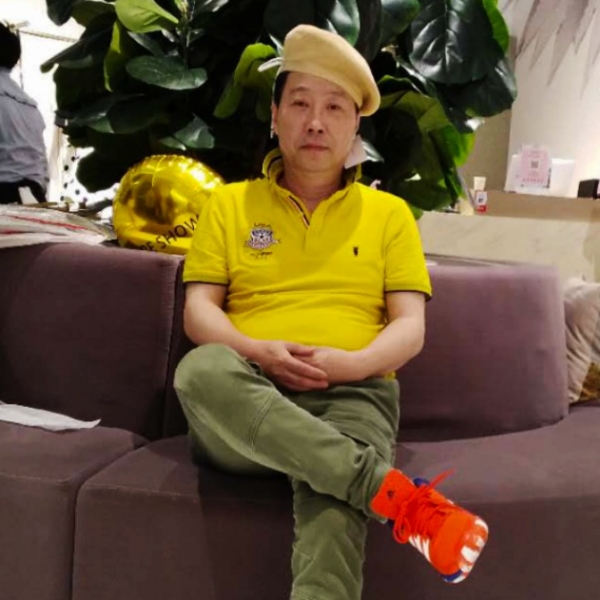 健壮愿画笔的照片