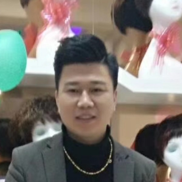 2233阿明的照片