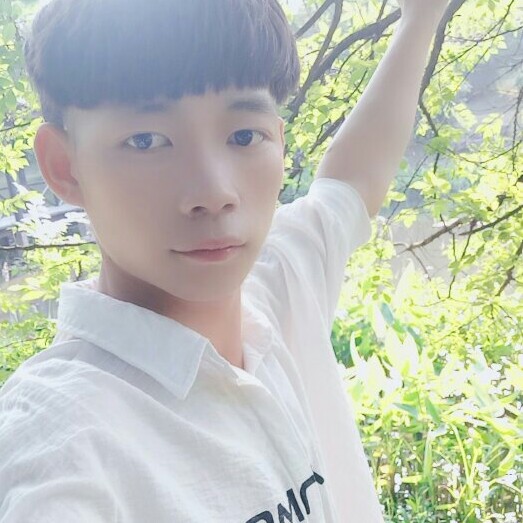 赵钦的照片