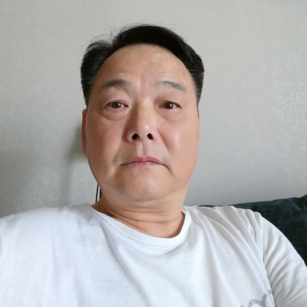 高兴书包的照片
