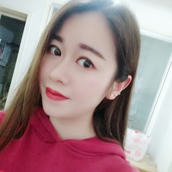 小松鼠的忧心的照片