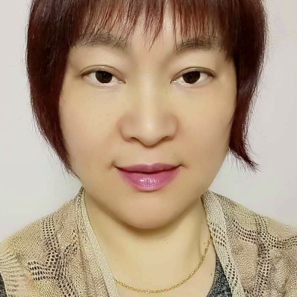 成就学姐的照片