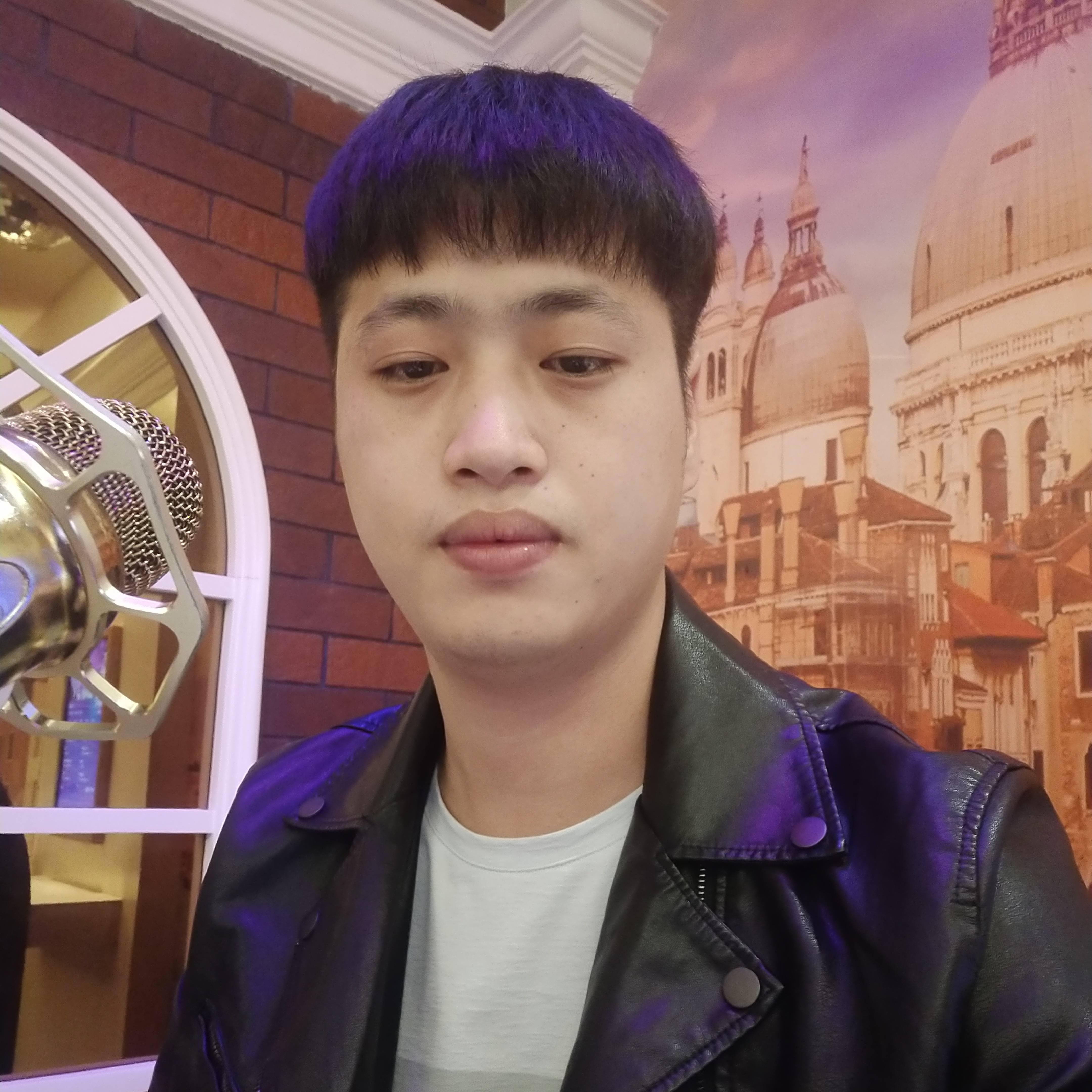 剪影泪了纯真的照片