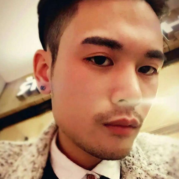 张小表的照片