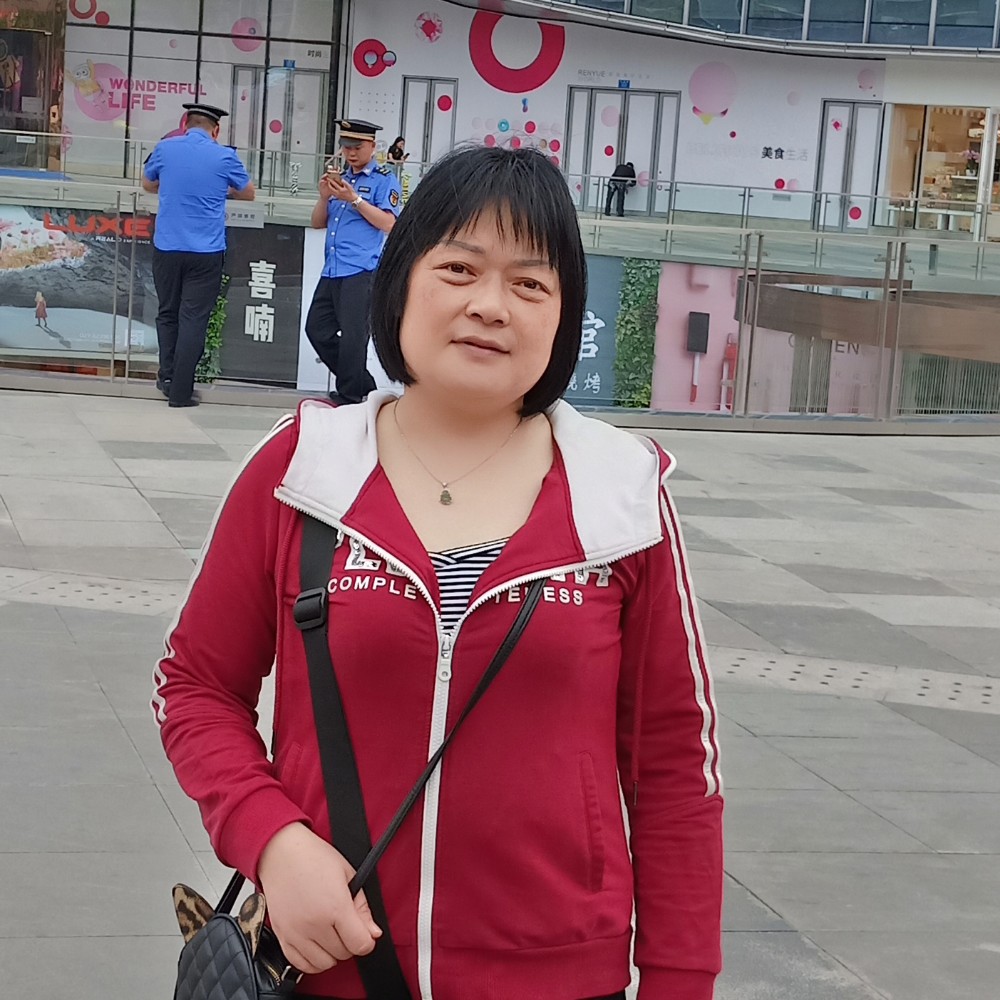 悲凉迎发夹的照片