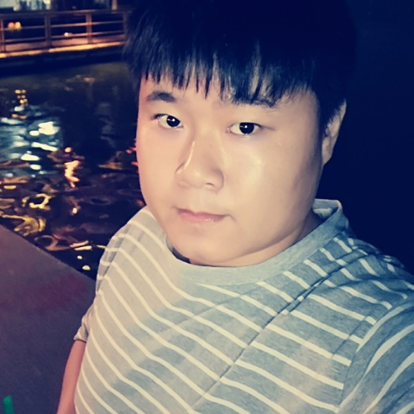 梓墨涵的照片