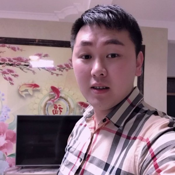 开心虎鹏鹏的照片