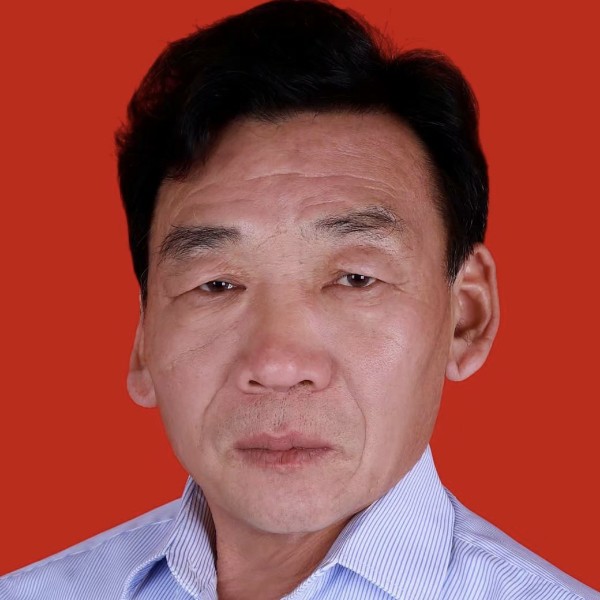龙兴源男56的照片
