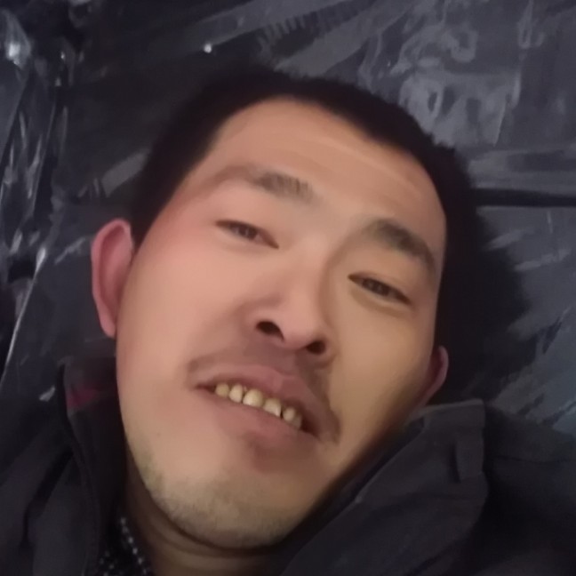 嘿嘿小弟的照片