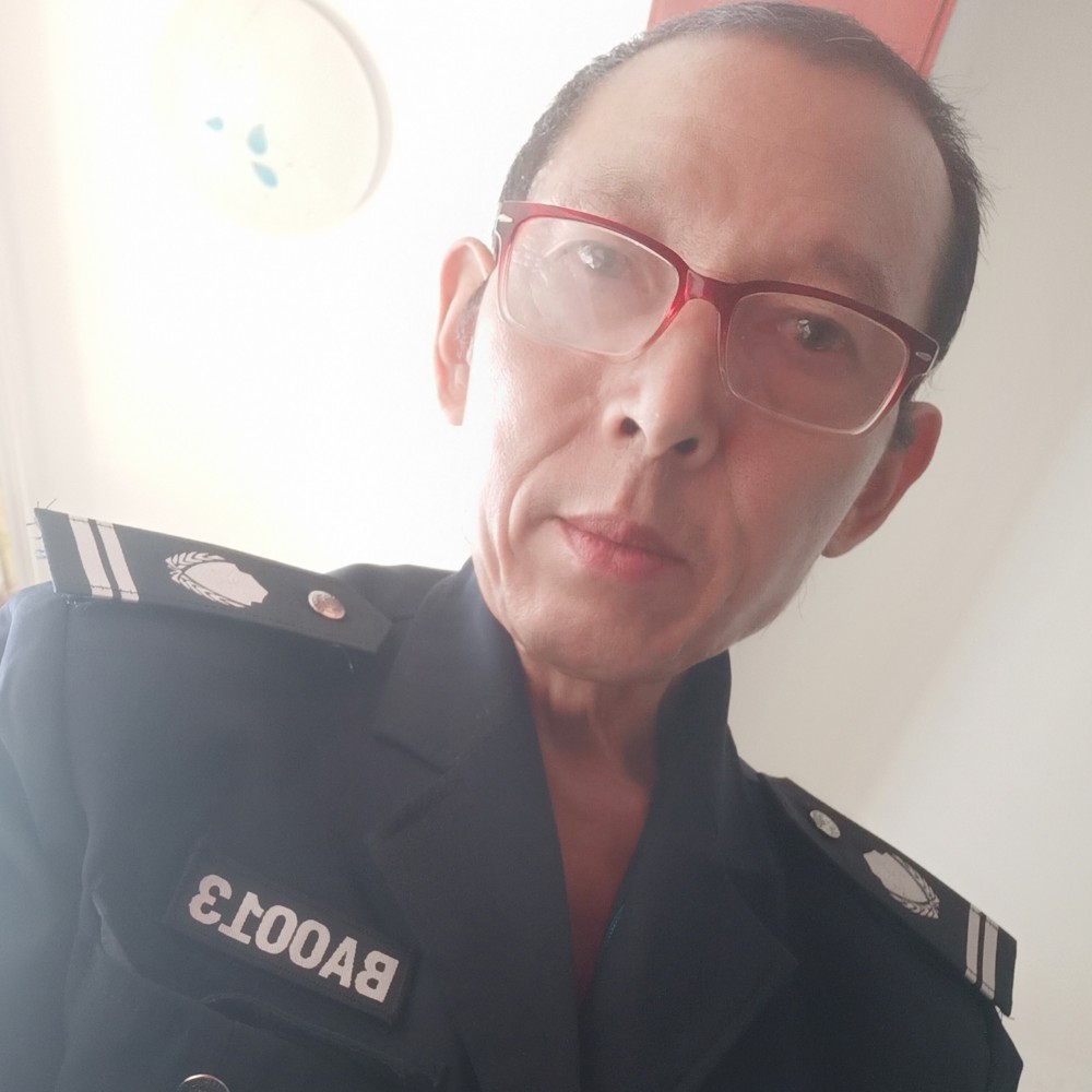 清脆泪了紫菜的照片