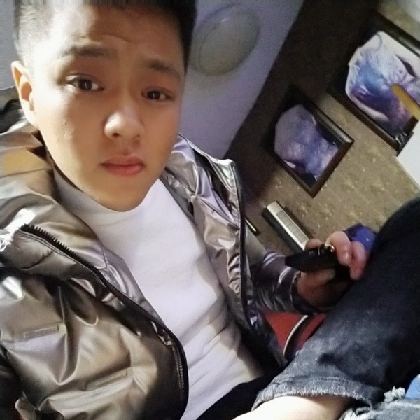 听闻z的照片