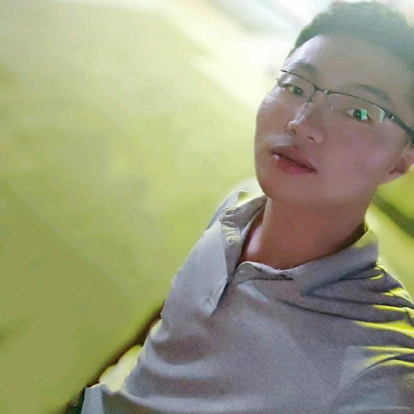 俊逸倾心流影的照片