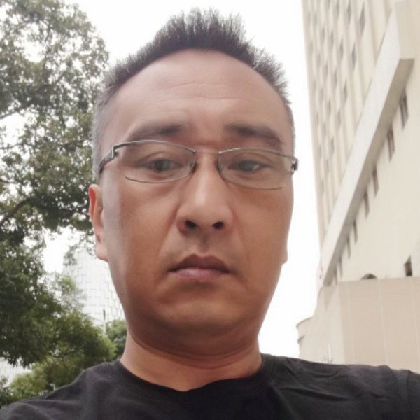 辉辉7510的照片