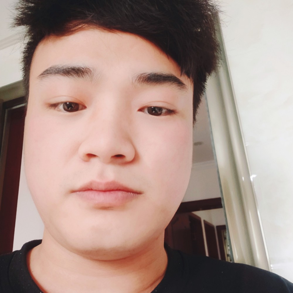 勤奋漫步若溪的照片